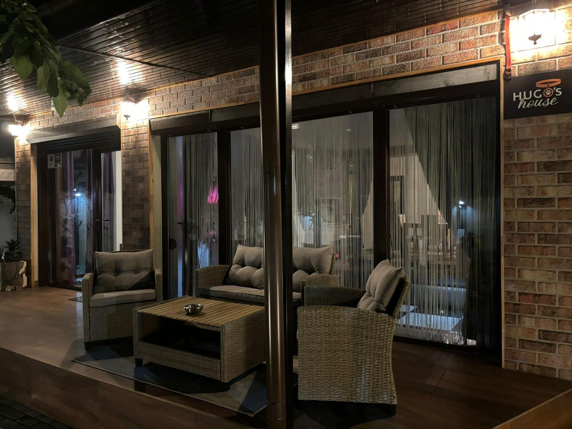 Hugo'S House Villa Costinesti Ngoại thất bức ảnh